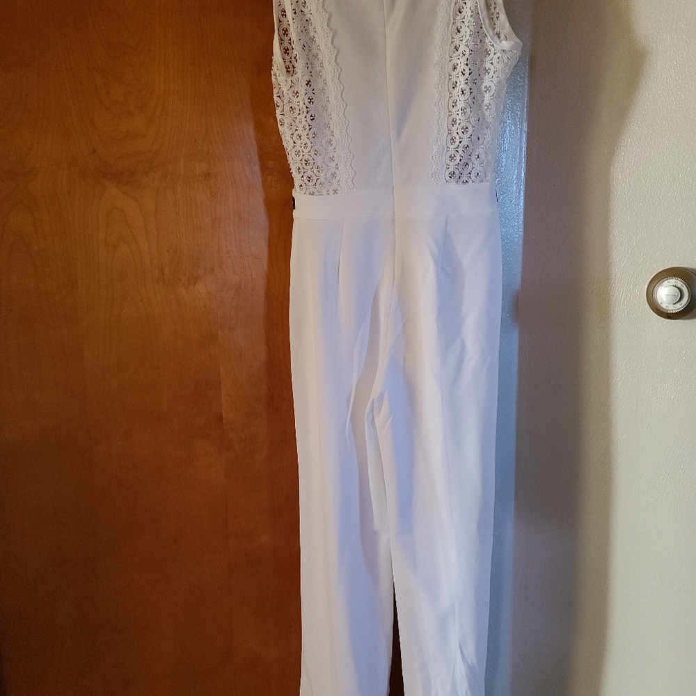 Clothing - Picture 3 of 5